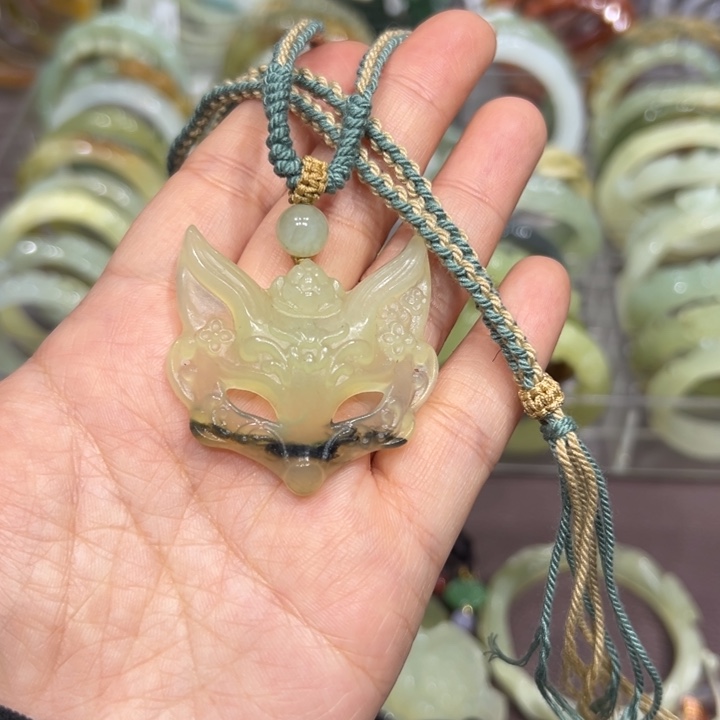 蛇纹石玉未镶嵌手链