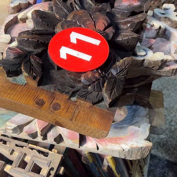 玖***月香榧木在干嘛的啦不回了