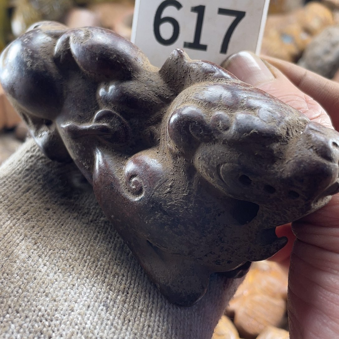 和田玉（糖玉）未镶嵌挂件