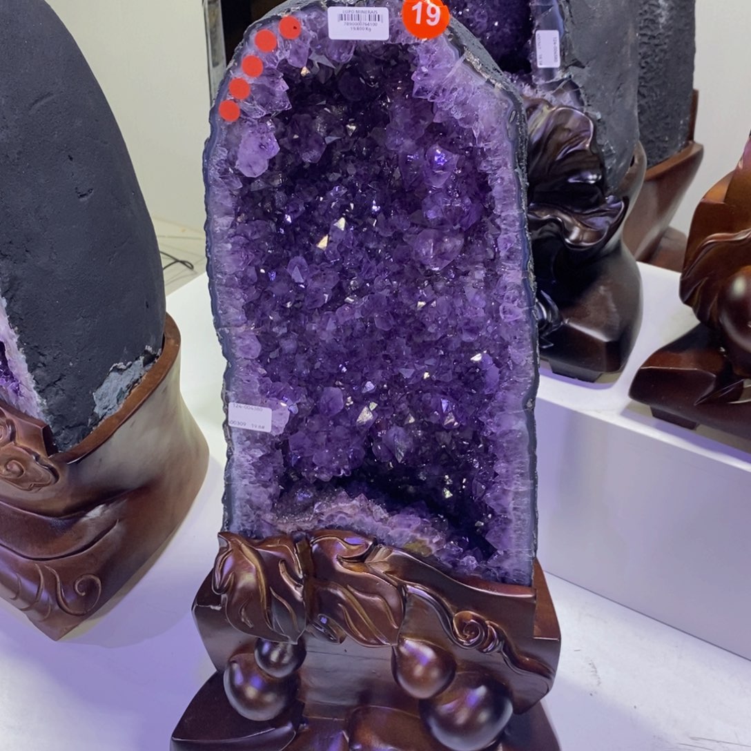 未镶嵌大型摆件（非配饰）紫晶哆****?