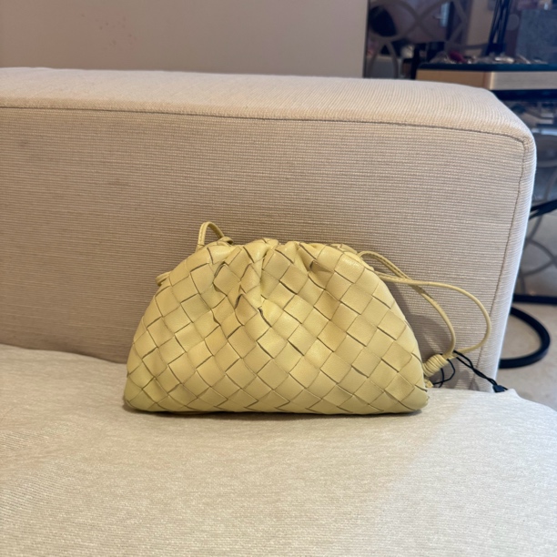 95新 BOTTEGA VENETA/葆蝶家 迷你云朵包/0000