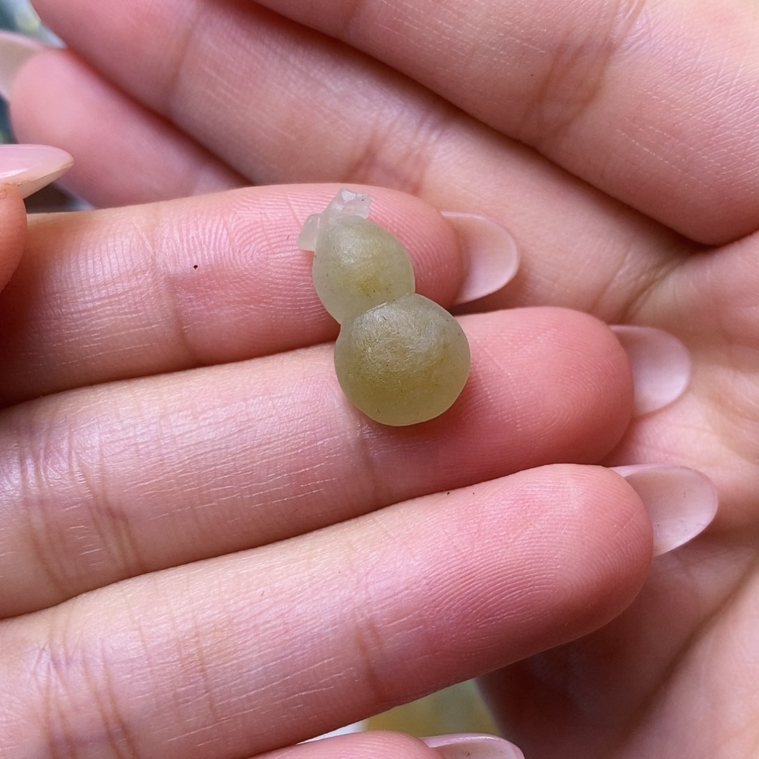 定制翡翠未镶嵌毛货