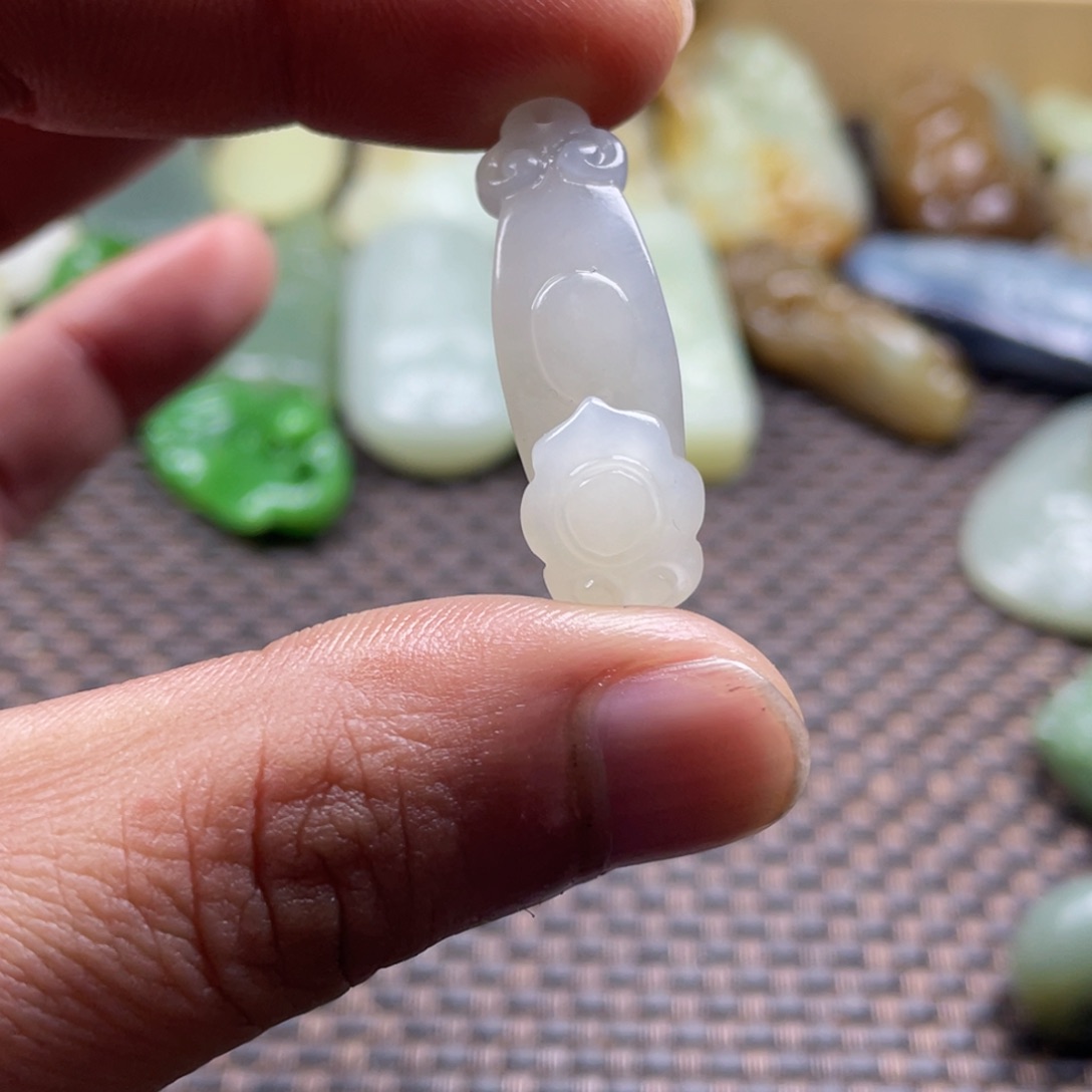 和田玉挂件未镶嵌