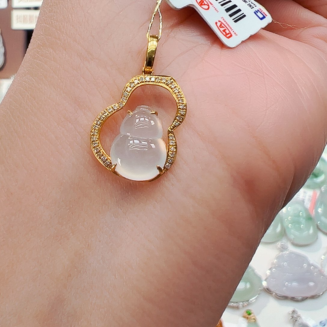 翡翠18K金镶嵌吊坠(不含链)葫芦