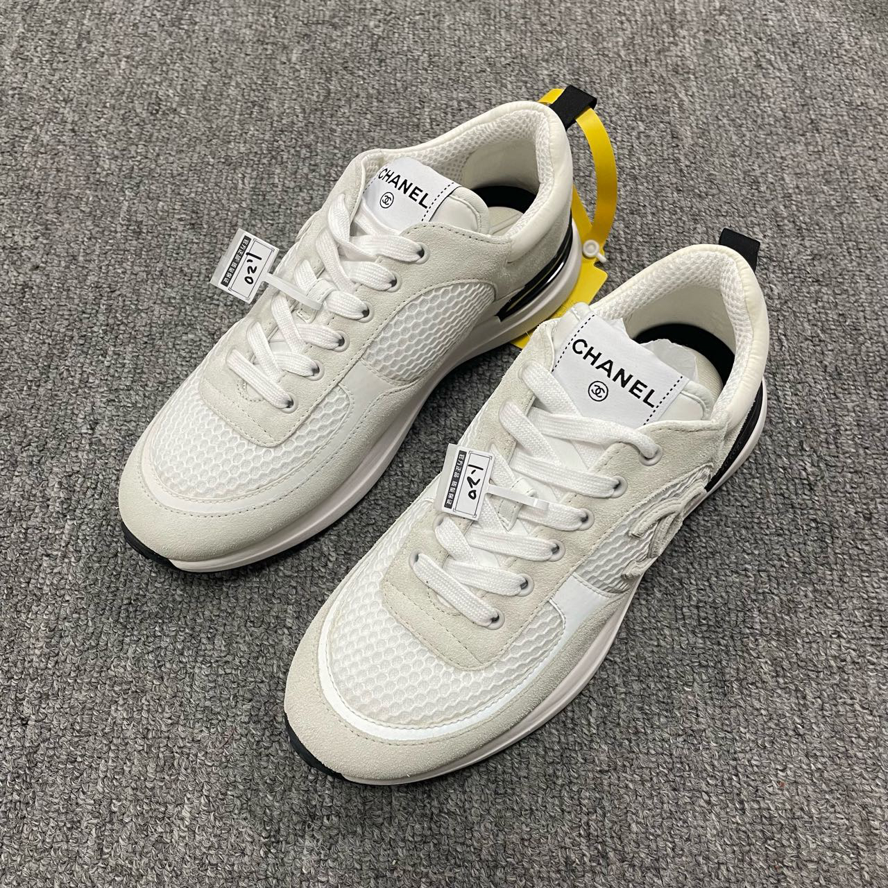 99新 Chanel/香奈儿 22P系列 低帮运动休闲鞋  38码/5659