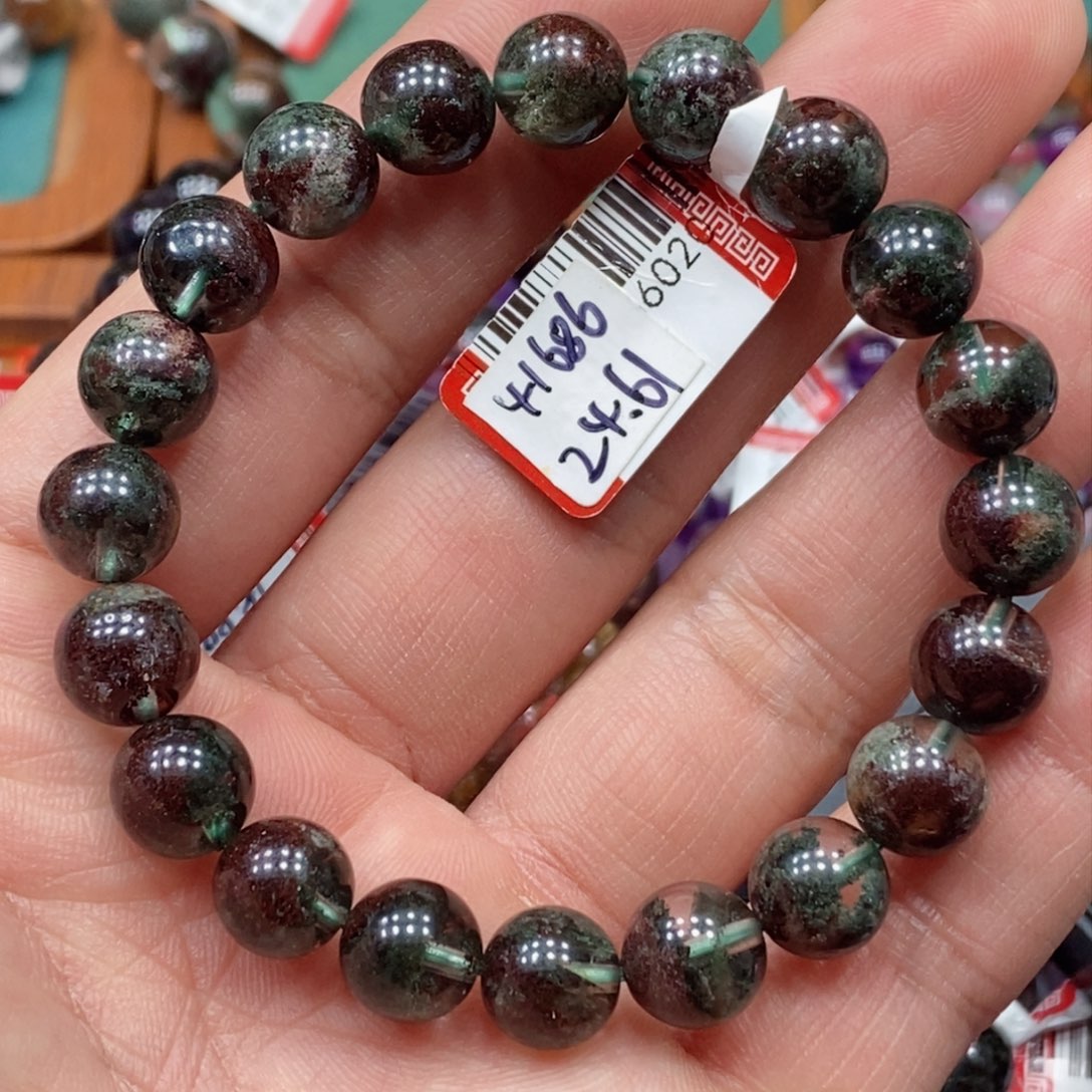 水晶手串未镶嵌天然