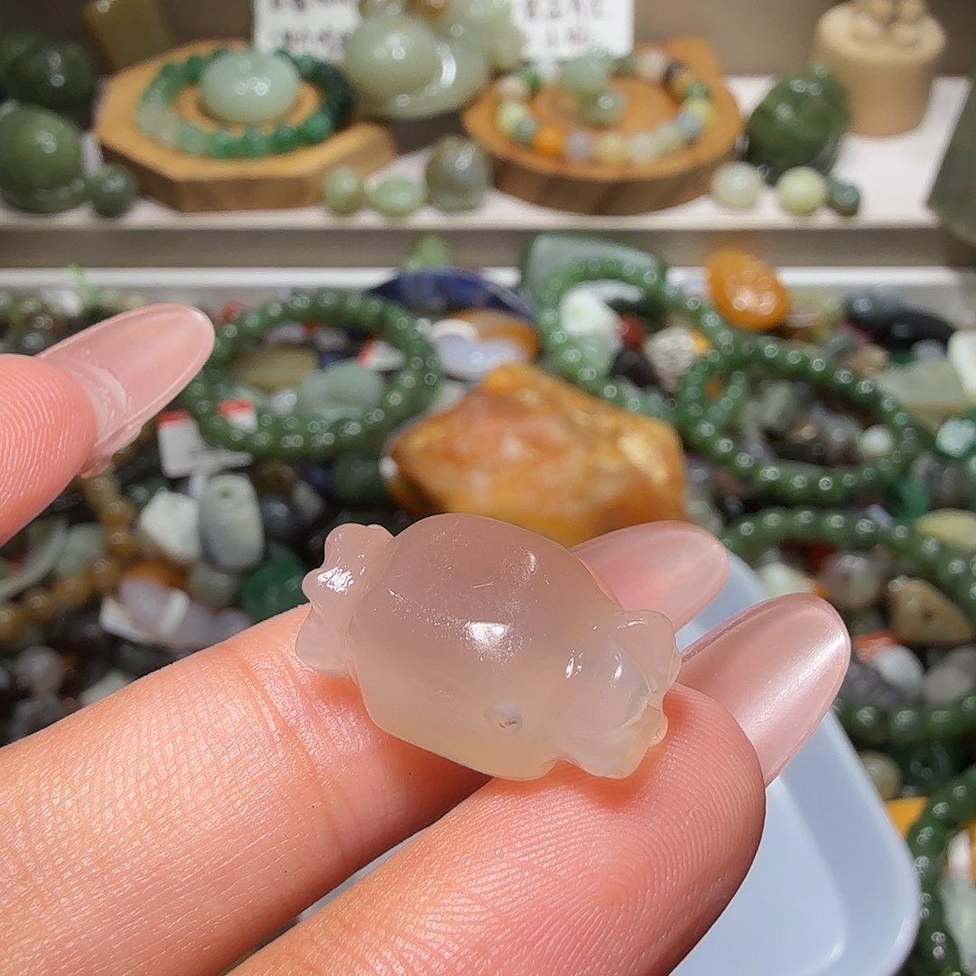 和田玉未镶嵌珠宝奇石