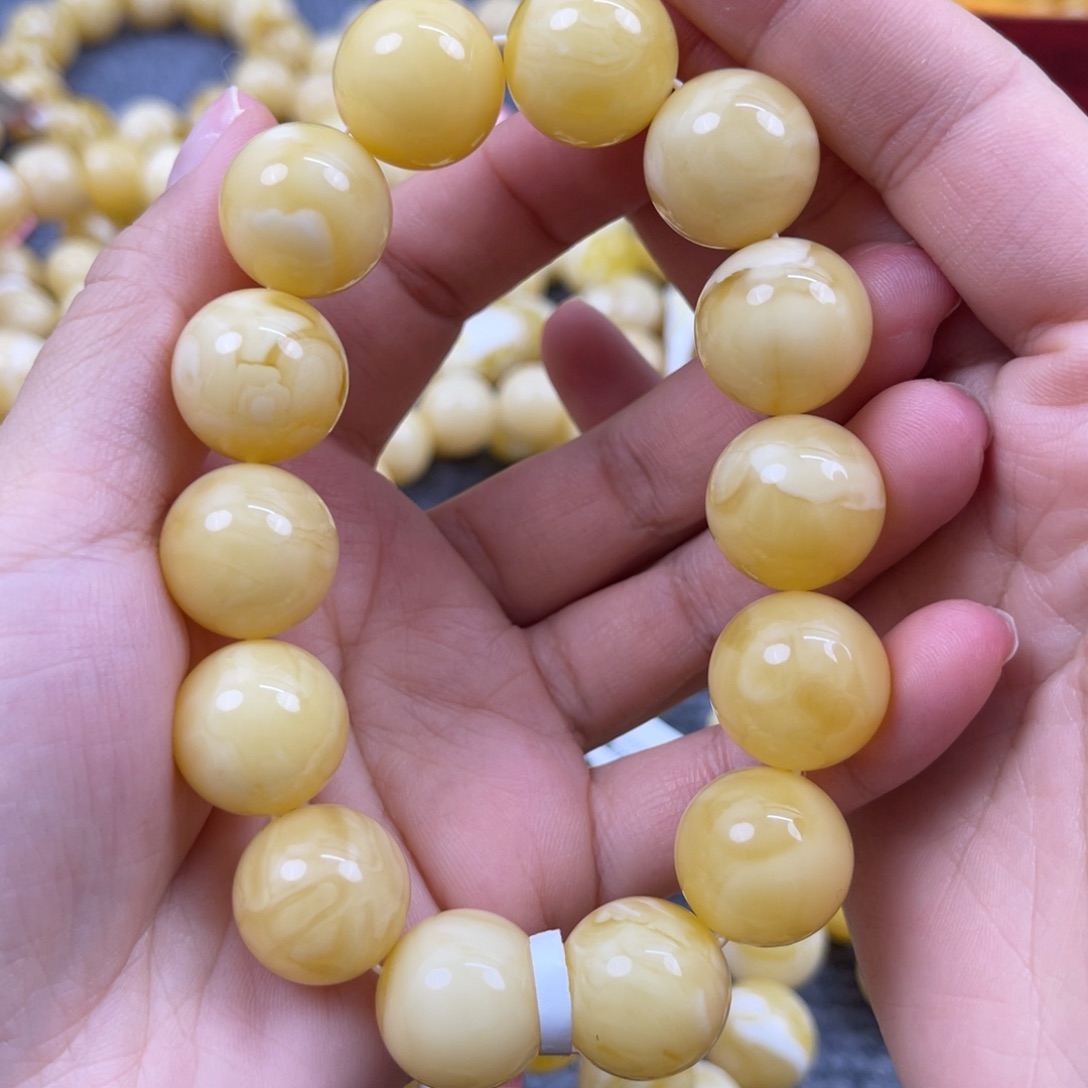 琥珀裸石未镶嵌尺寸16.8