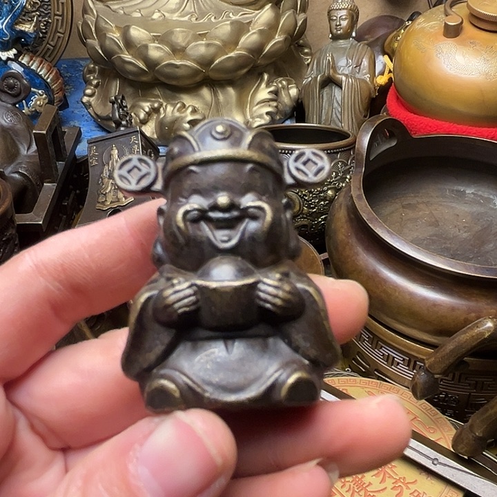 精美铜器批发档口