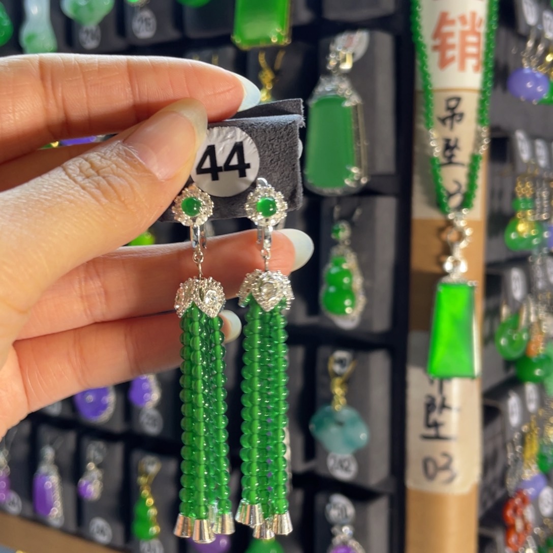 银S925镶嵌翡翠耳饰44