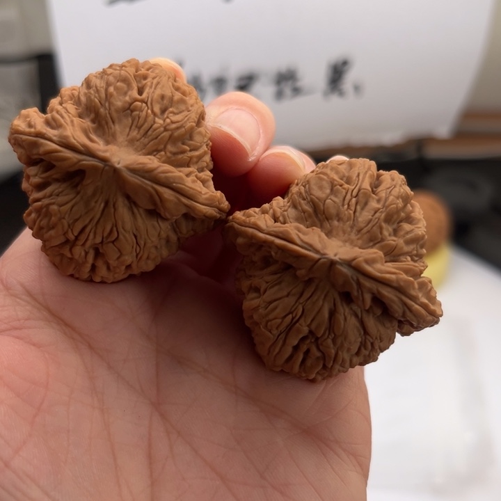 吊坠文玩核桃南疆41