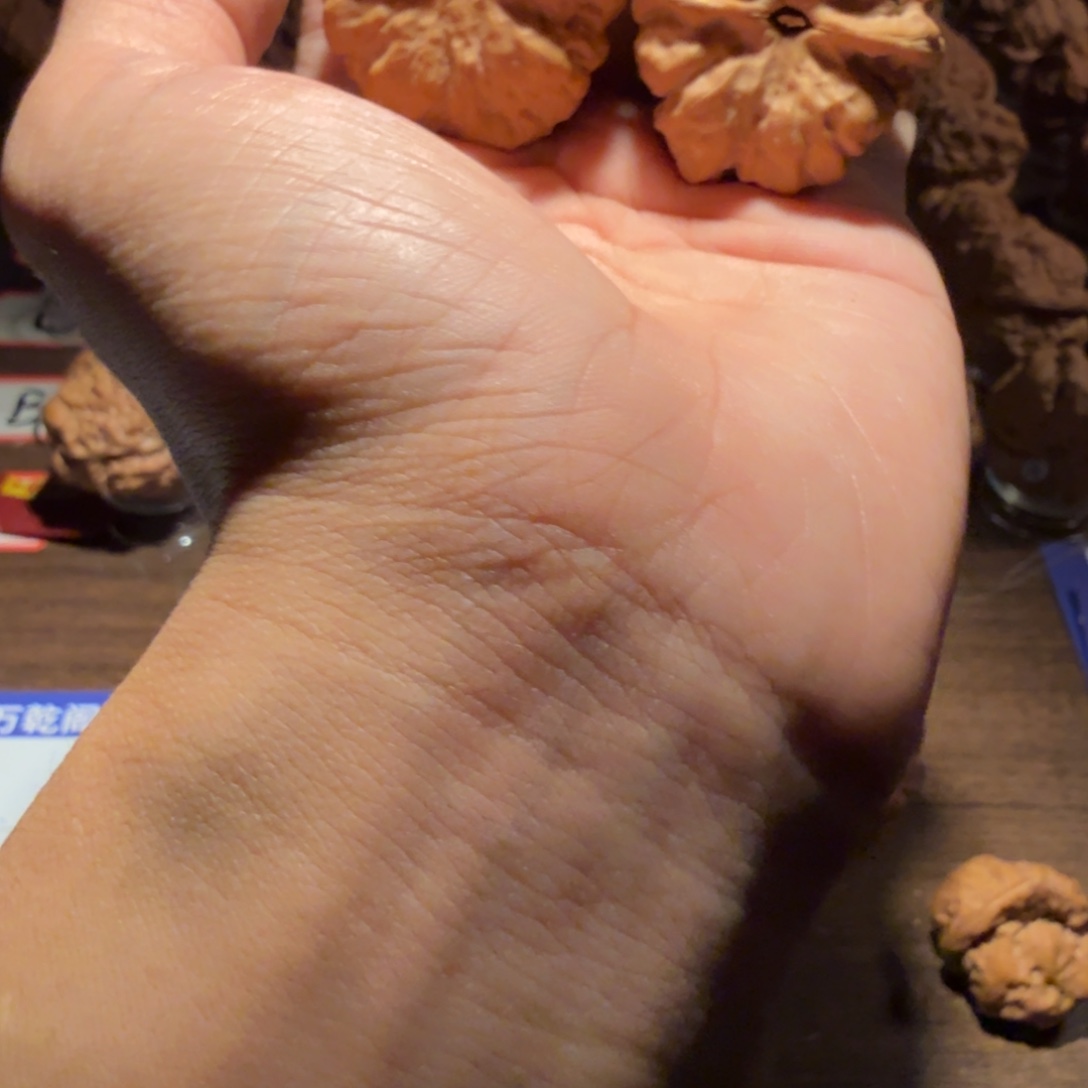 北***桥文玩核桃吊坠蛤蟆的眼睛是真的好看啊我