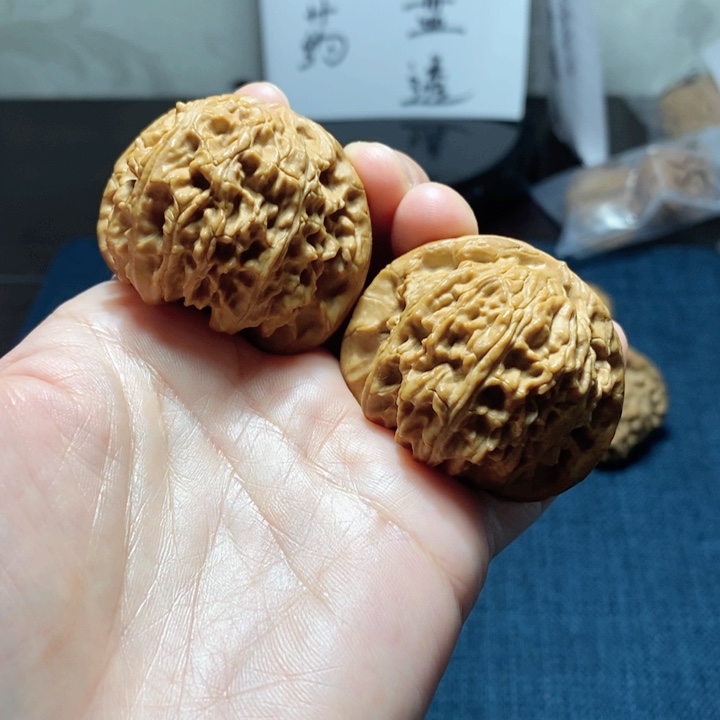 桃核吊坠延庆球白45