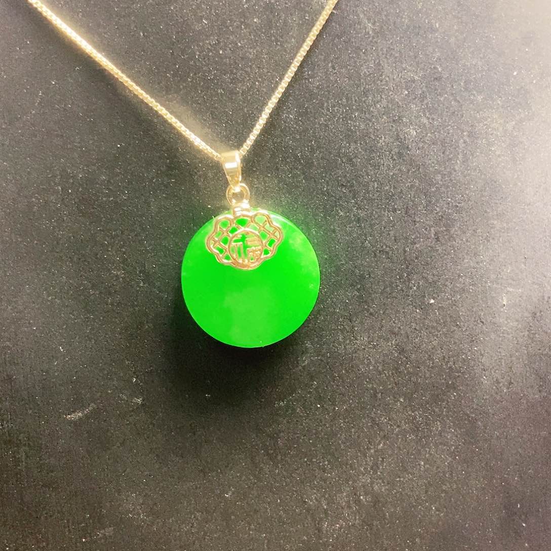 翡翠18K金镶嵌颈饰