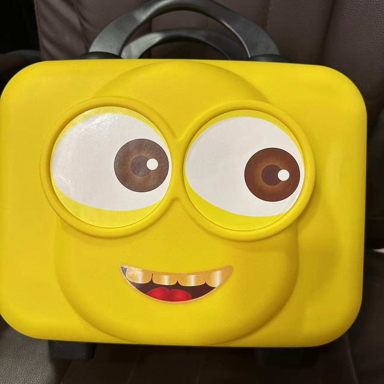 时尚百搭2024新款箱子