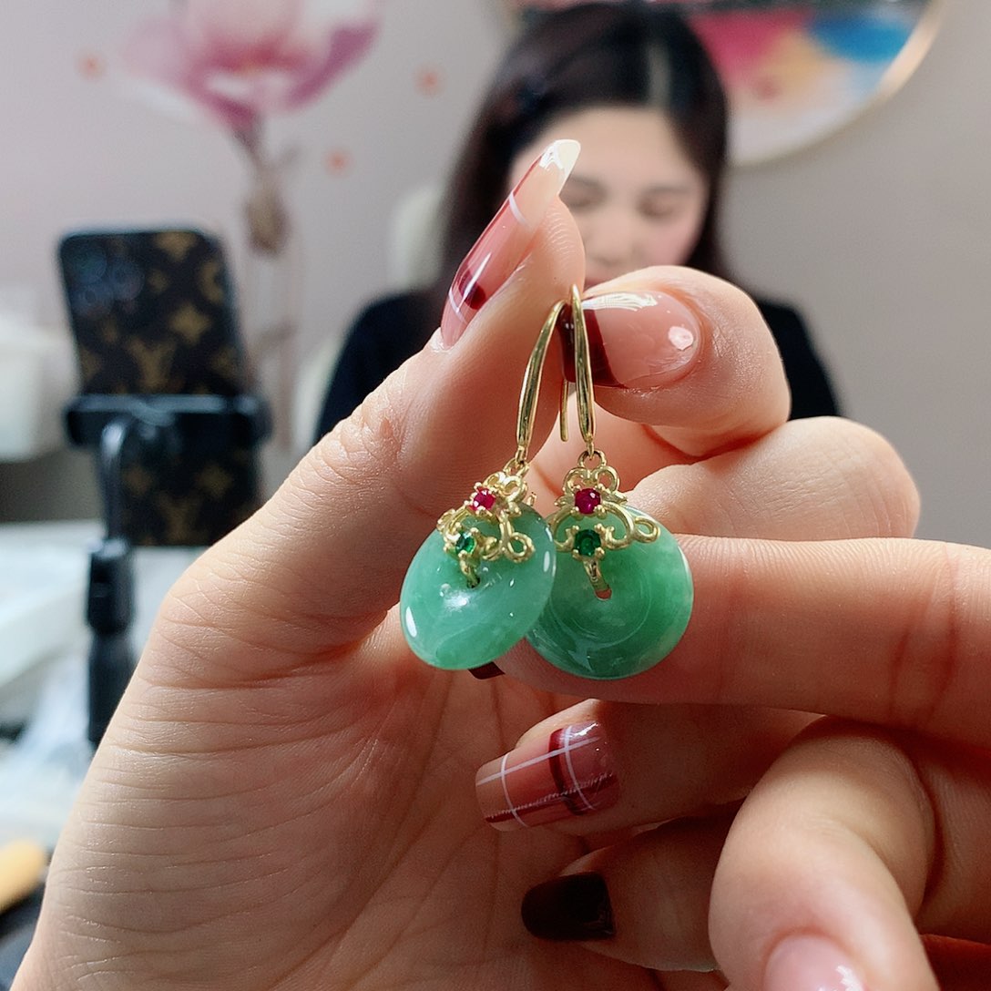 【闪购商品】翡翠耳饰银S925镶嵌，