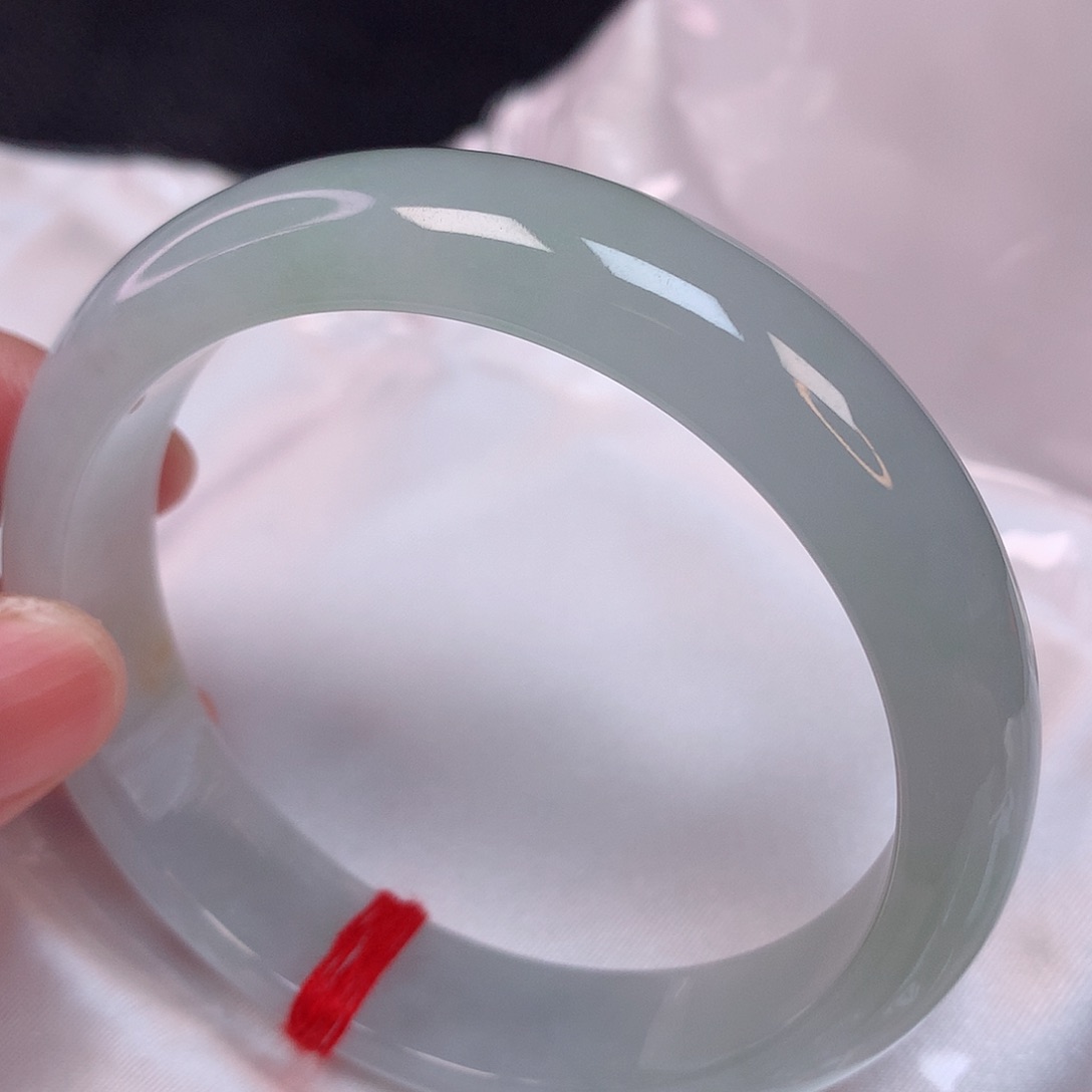 翡翠手镯未镶嵌莱**多59 翡翠手镯