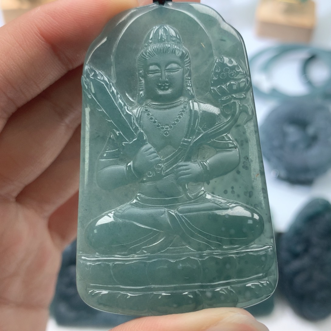 颈饰未镶嵌翡翠天然翡翠