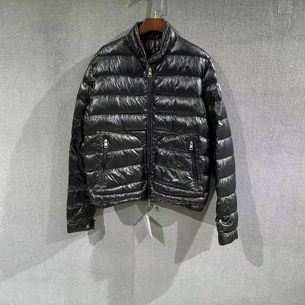 90新 MONCLER （pm）袖标羽绒服外套  2码/6723