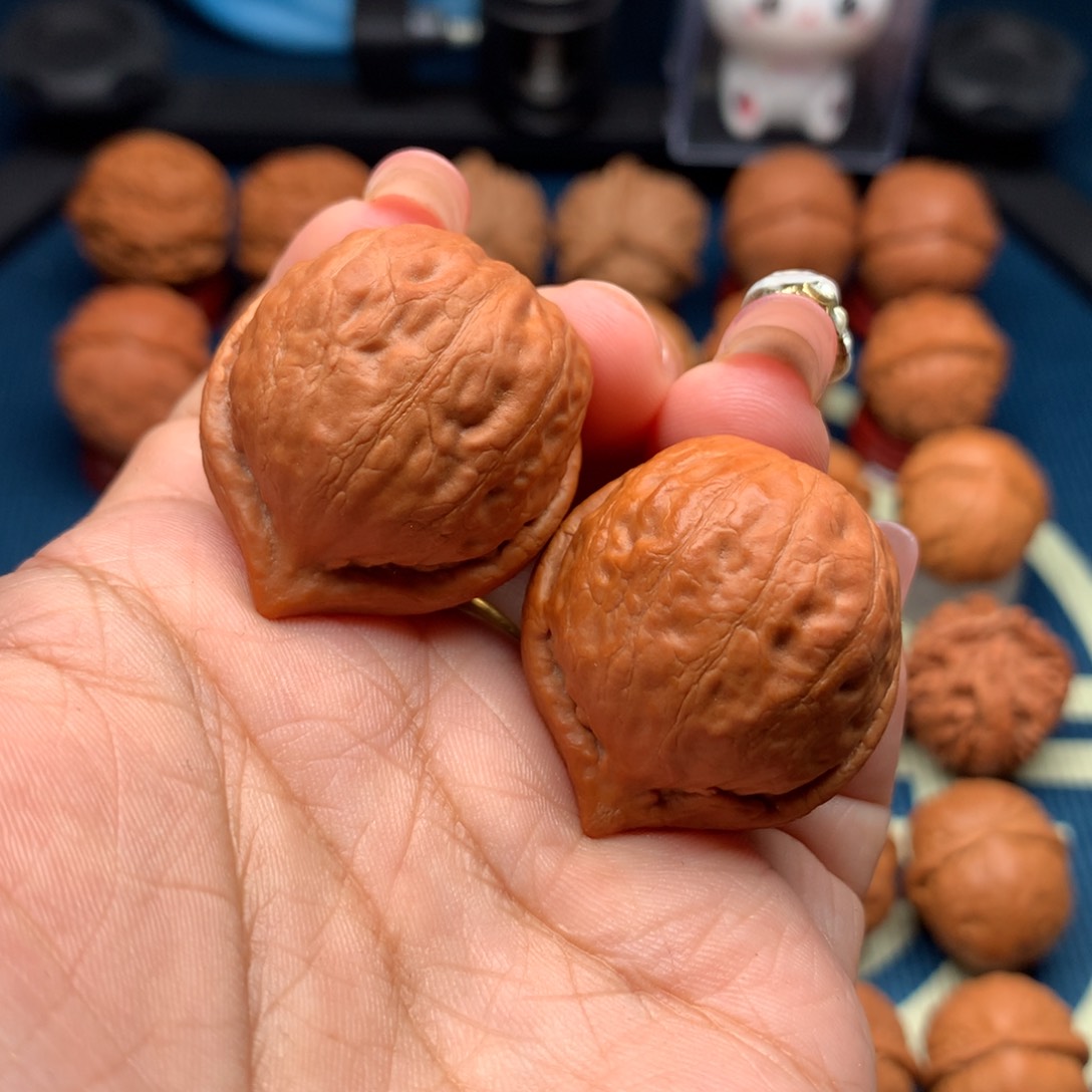 文玩核桃把件大*哥核桃