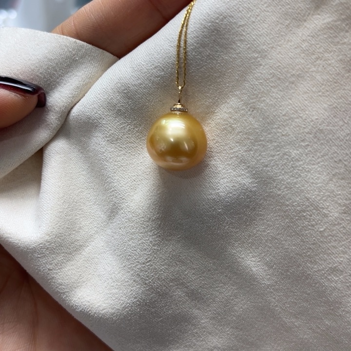海水珍珠吊坠(不含链)18K金镶嵌