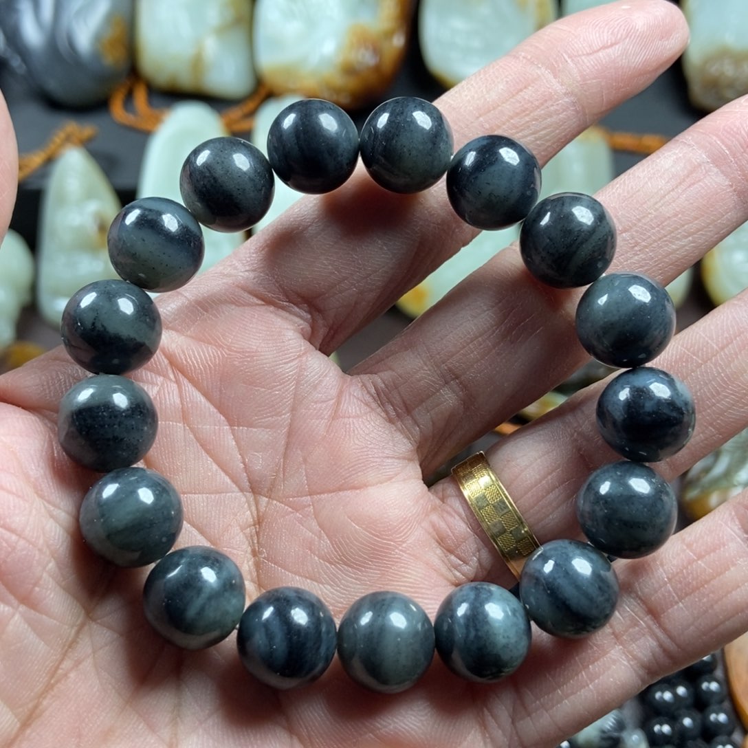 和田玉把件未镶嵌