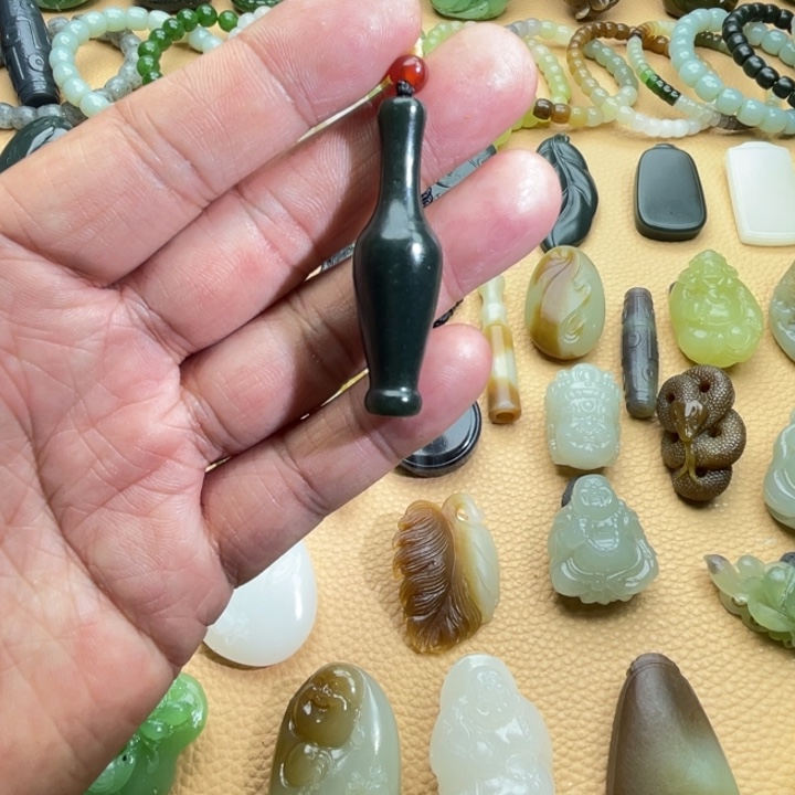 和田玉颈饰未镶嵌定制款