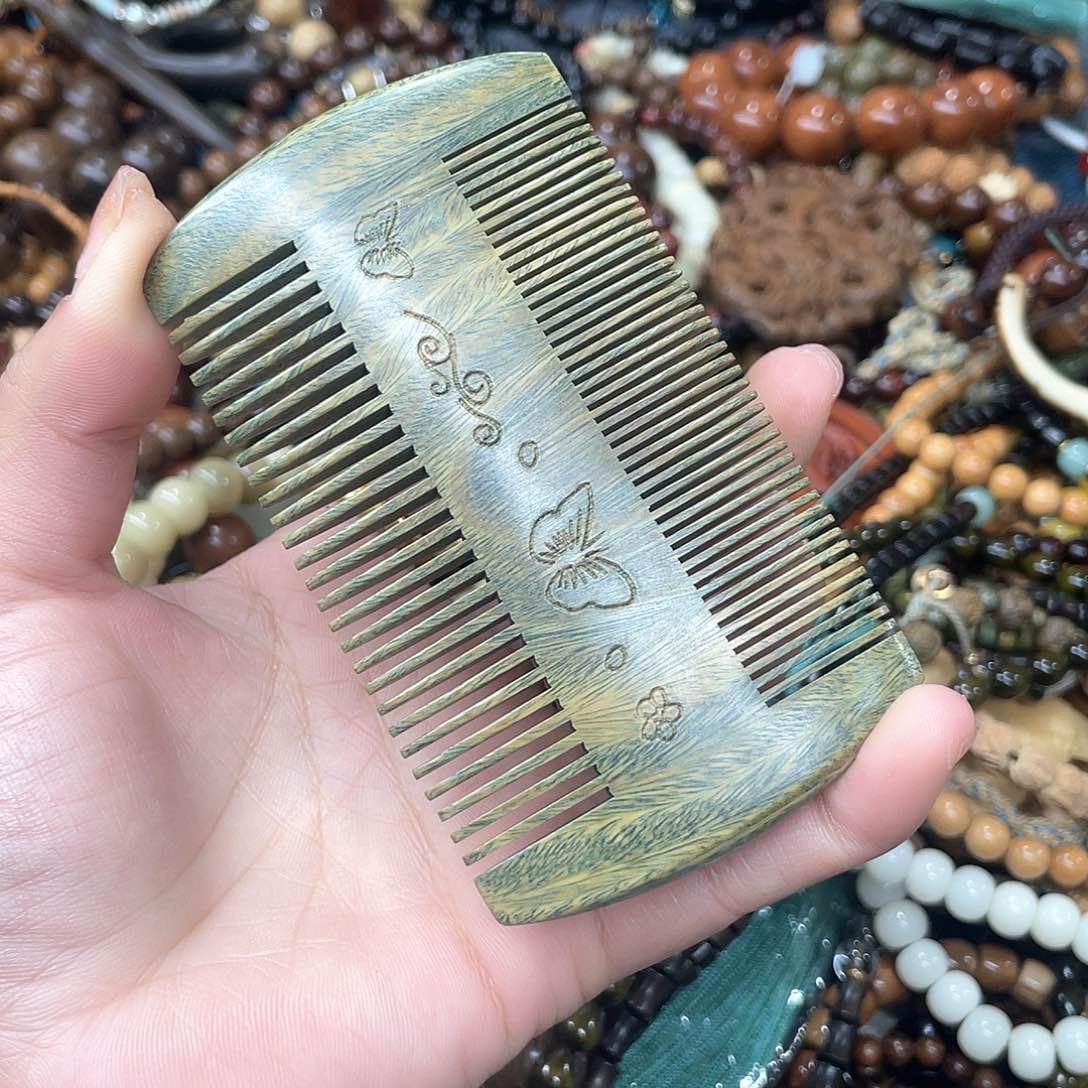 维腊木（绿檀）无事牌