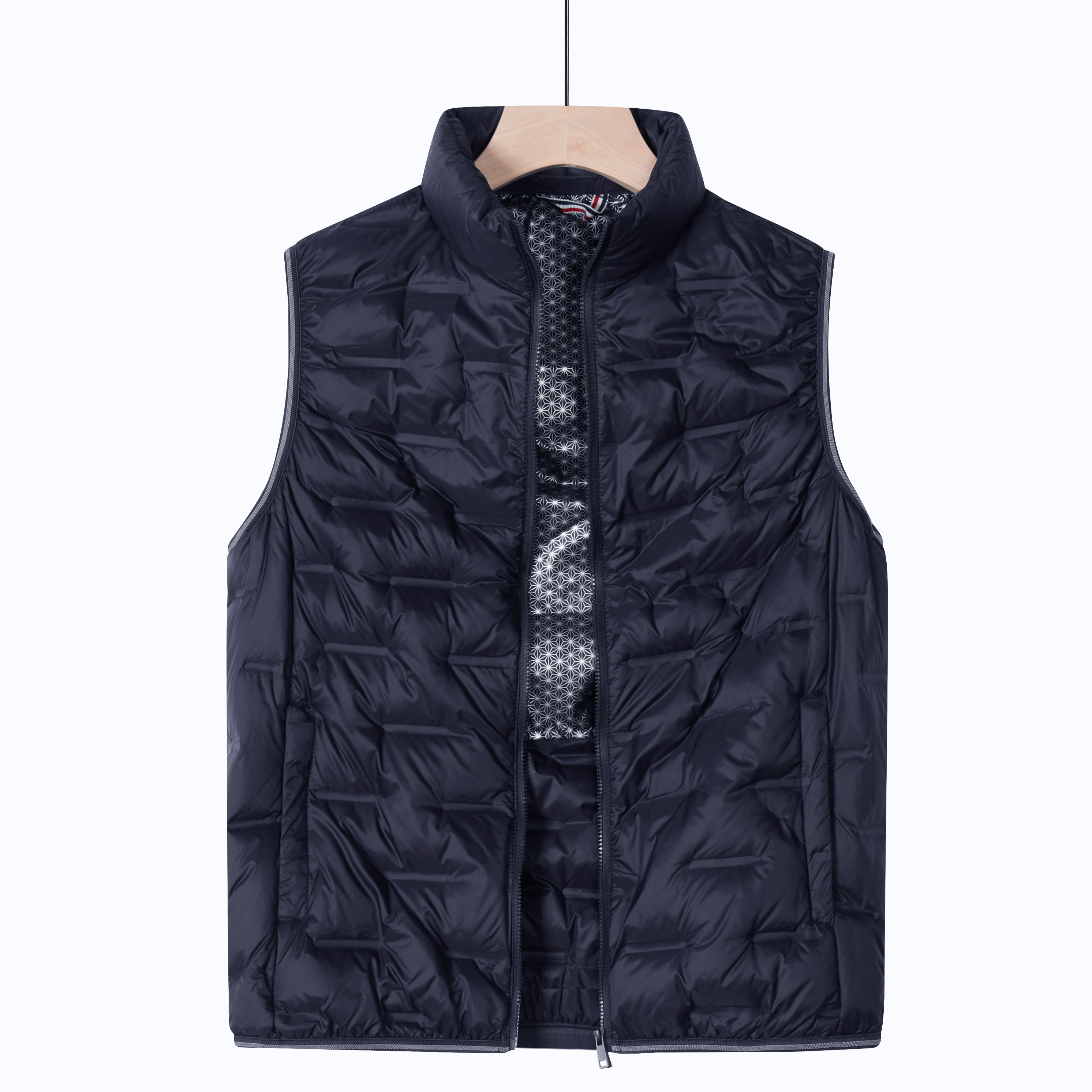 2025年冬季羽绒马甲休闲百搭轻便保暖通勤男女同款