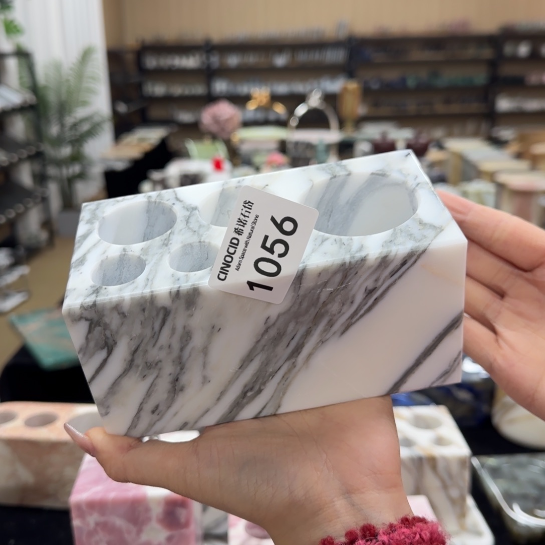 布**道1056大花白牙刷架福利