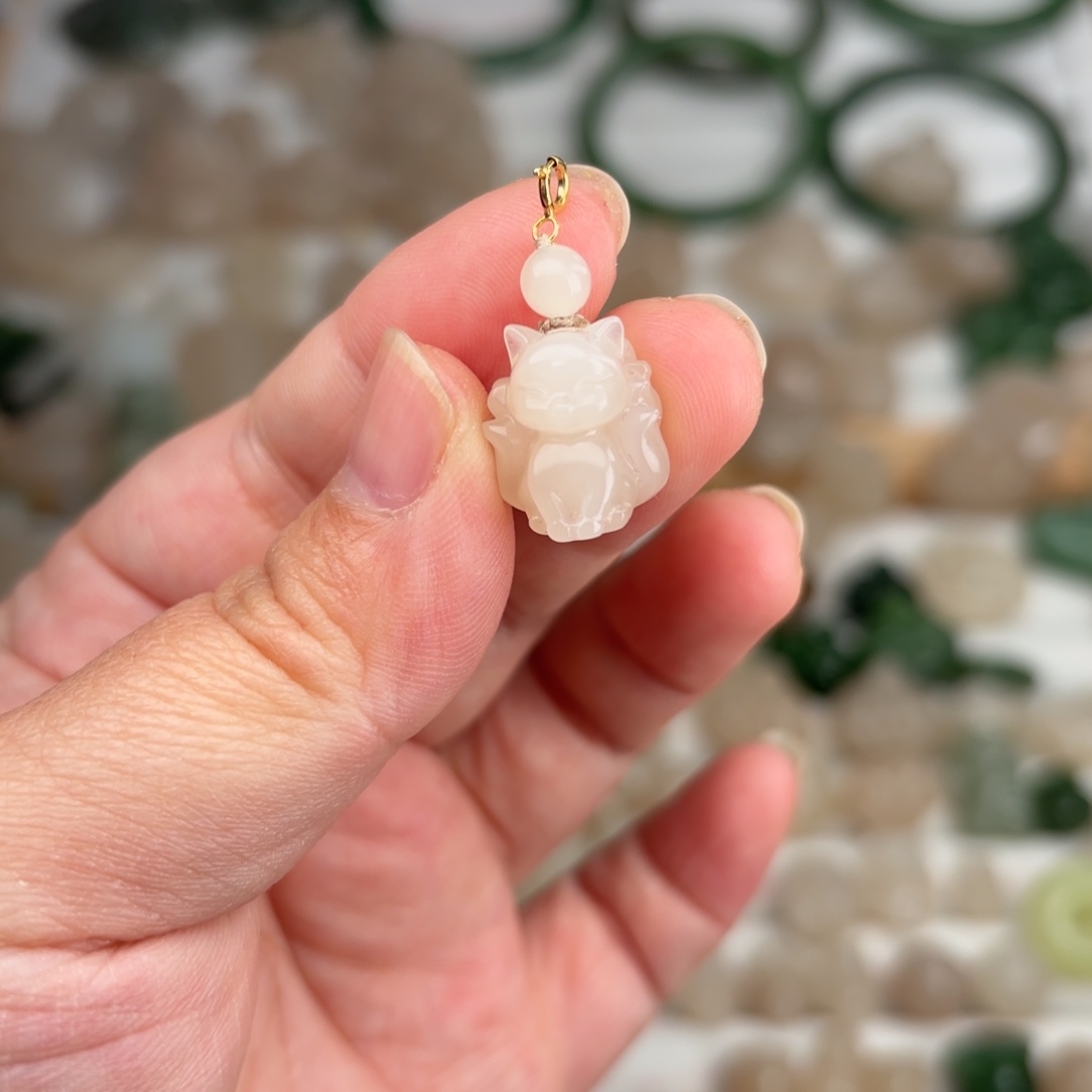 和田玉颈饰未镶嵌