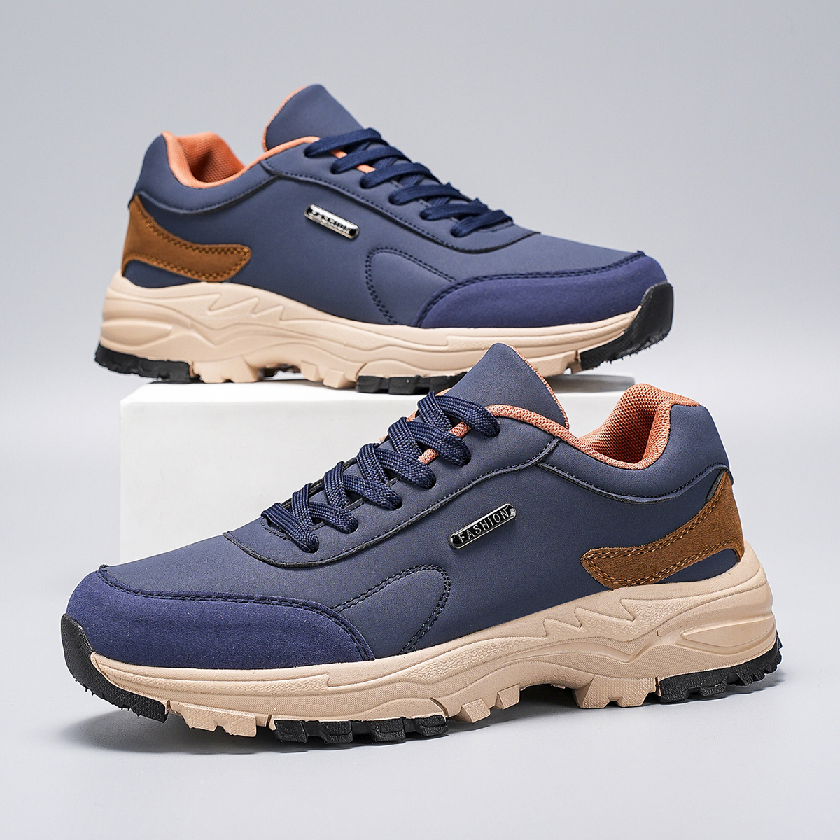 男士秋冬款皮面超轻防水老爹运动休闲鞋908