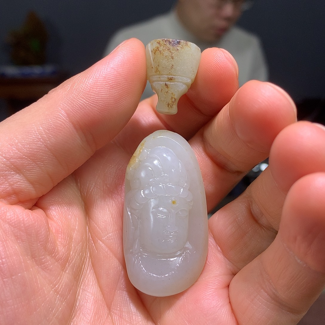 豪***连和田玉未镶嵌吊坠(不含链)