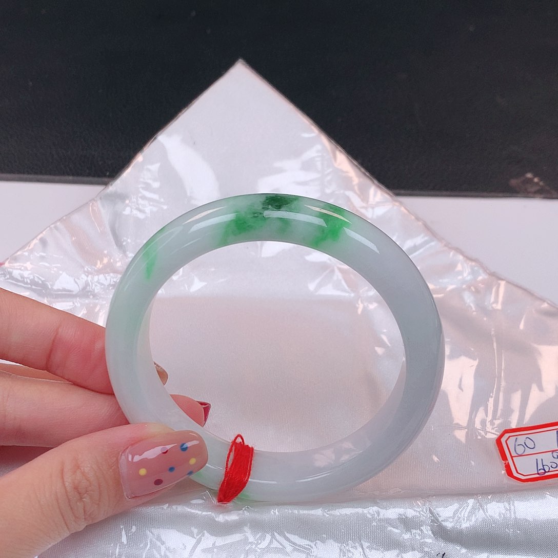 未镶嵌手镯翡翠099