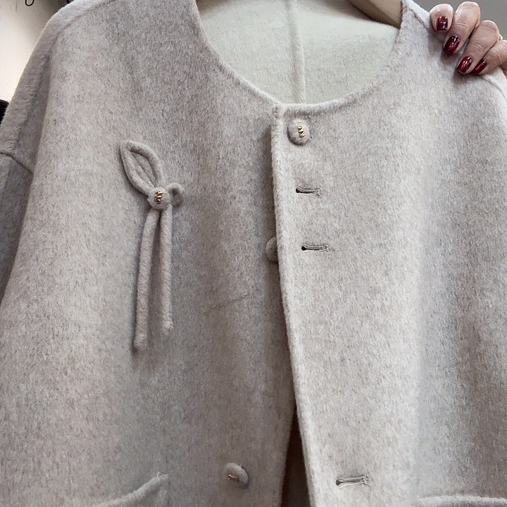 阳***好54895，杏色，外套，