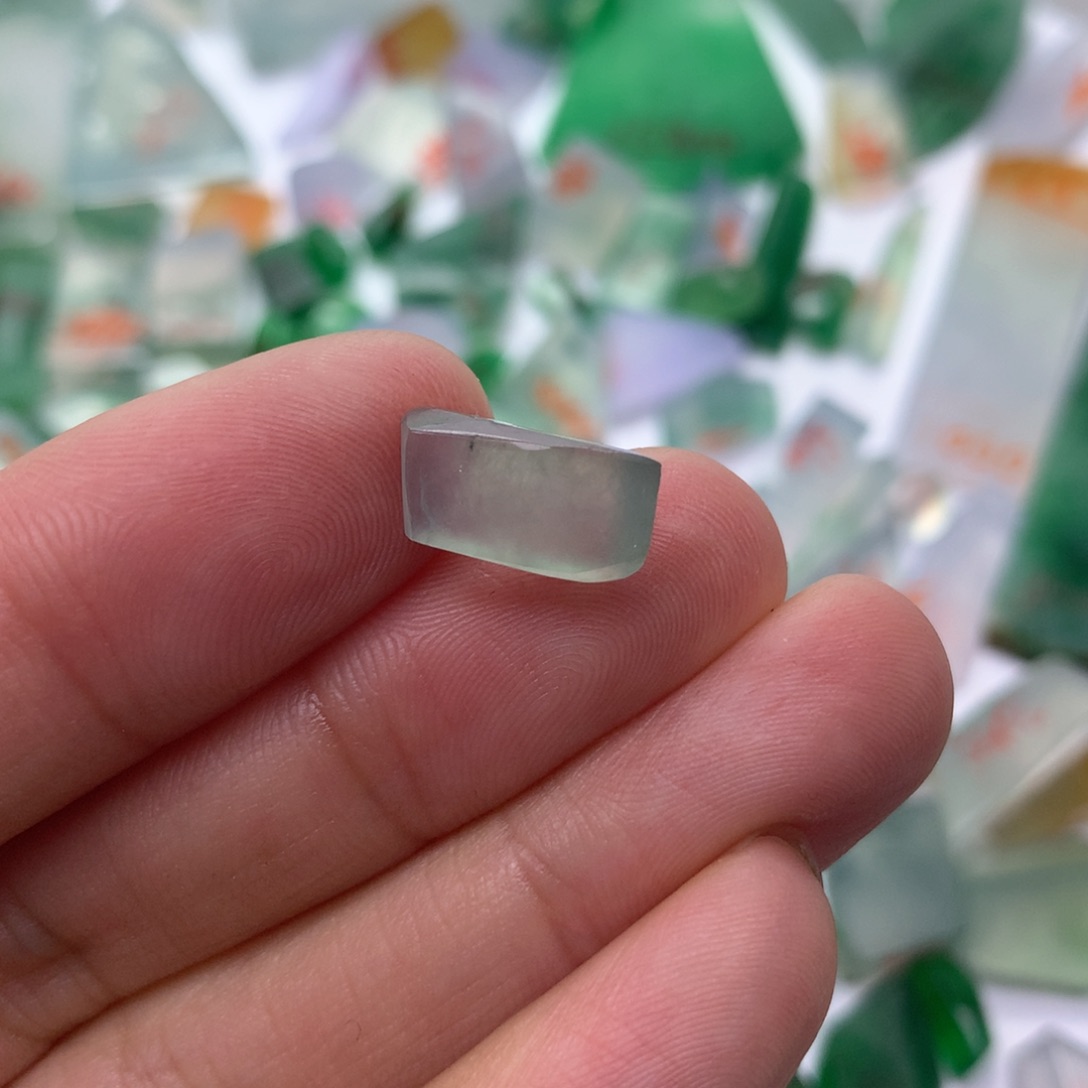 定制翡翠未镶嵌天然缅甸翡翠吊坠挂件