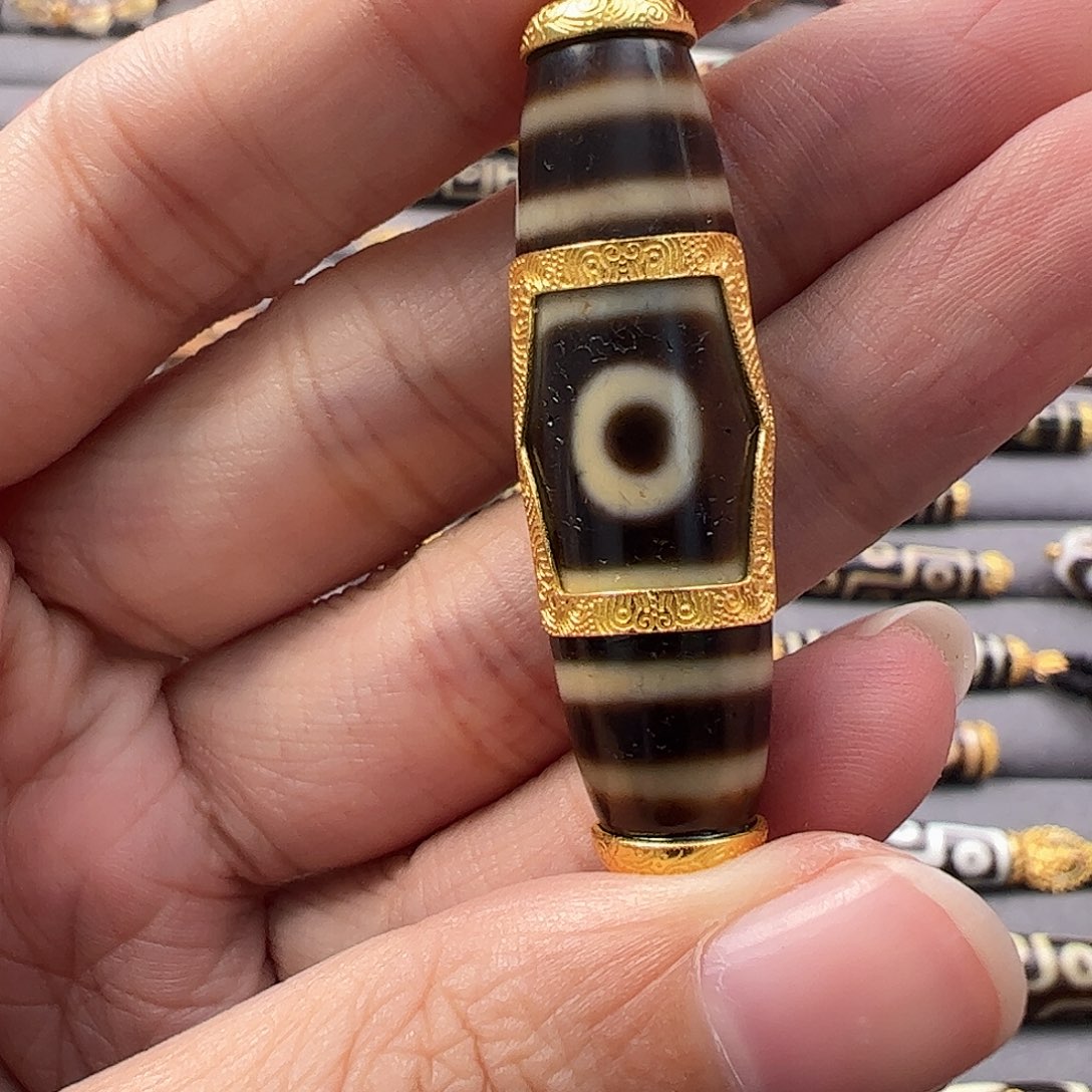 【闪购商品】玛瑙颈饰18K金镶嵌一个