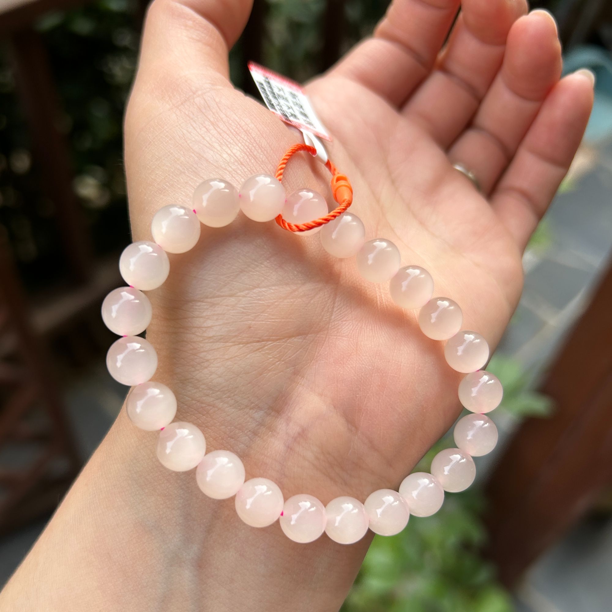 天然和田玉藕粉色老熟粉起猫起荧光手串卡8mm多样性发货拍一发一