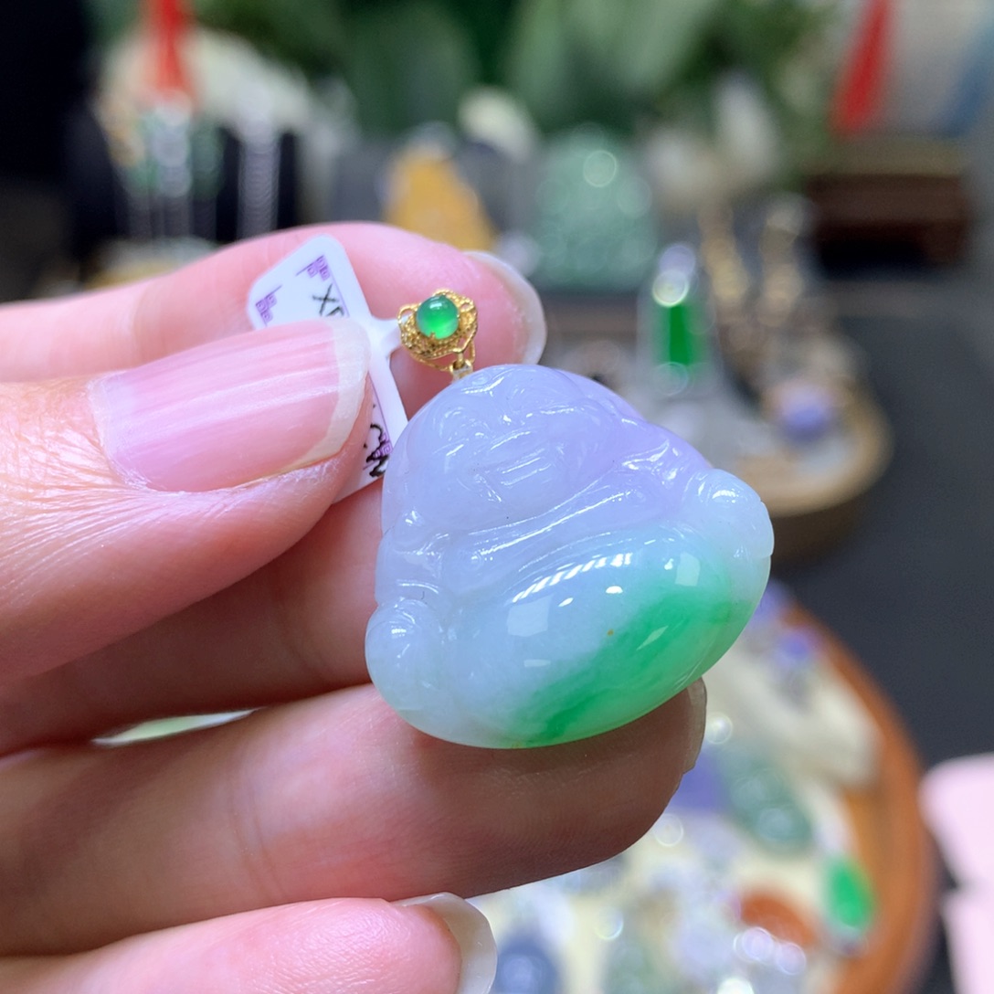 翡翠18K金镶嵌颈饰翡翠吊坠项链