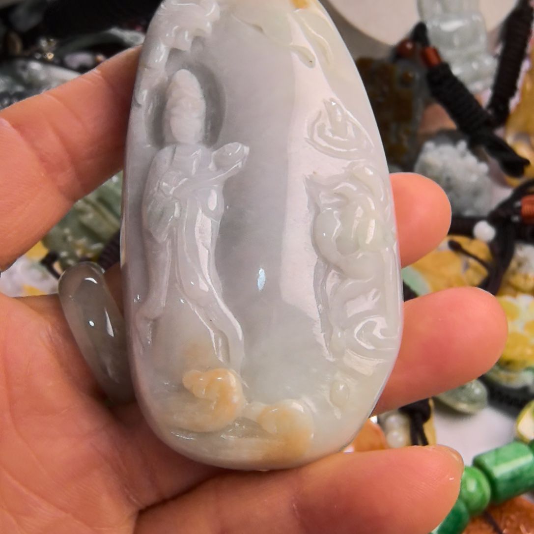 翡翠颈饰未镶嵌吊坠