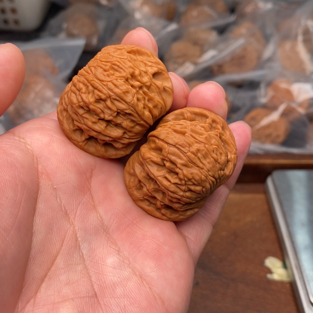 文玩核桃把件G36号39磨盘