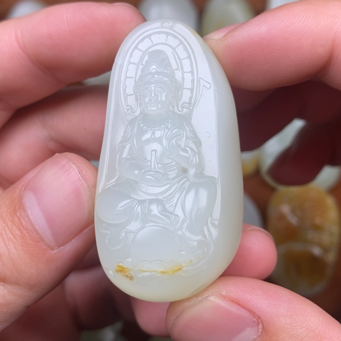 和田玉未镶嵌颈饰