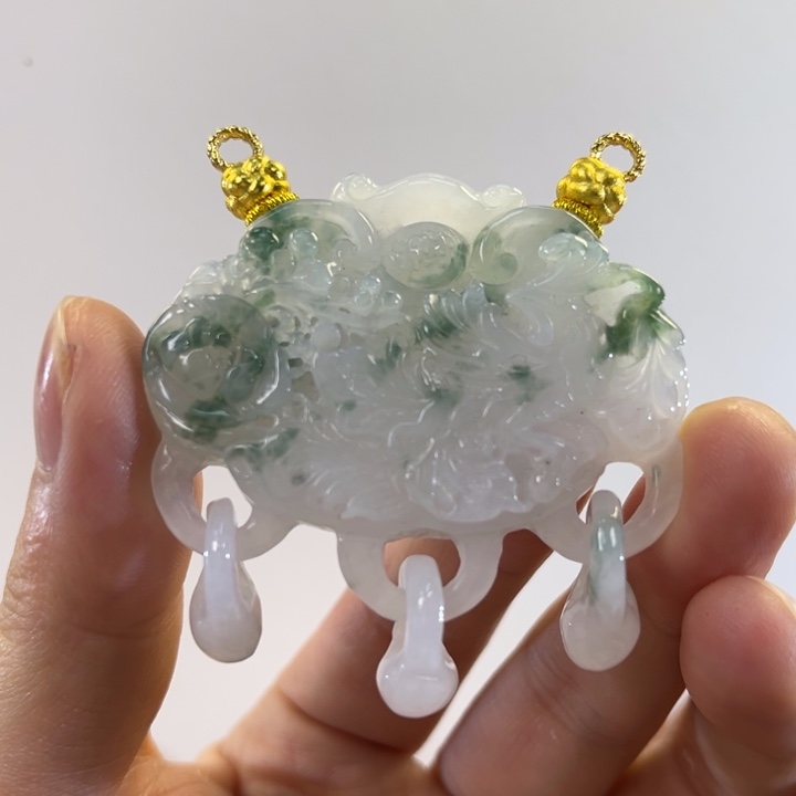 翡翠吊坠(赠链)未镶嵌代编织