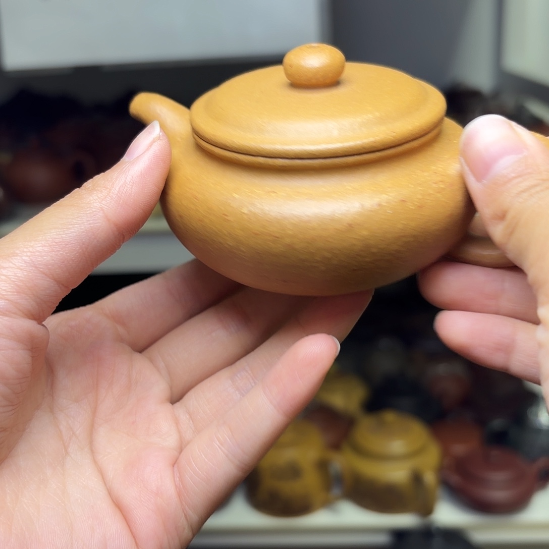 甄选宜兴本土紫砂壶