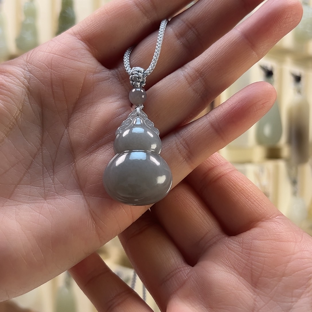 可***鸭和田玉未镶嵌颈饰