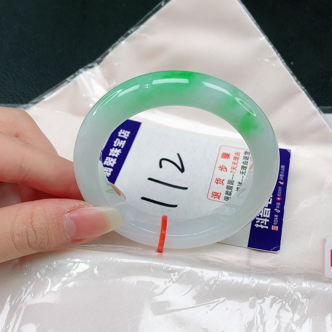 未镶嵌手镯翡翠翡翠手镯