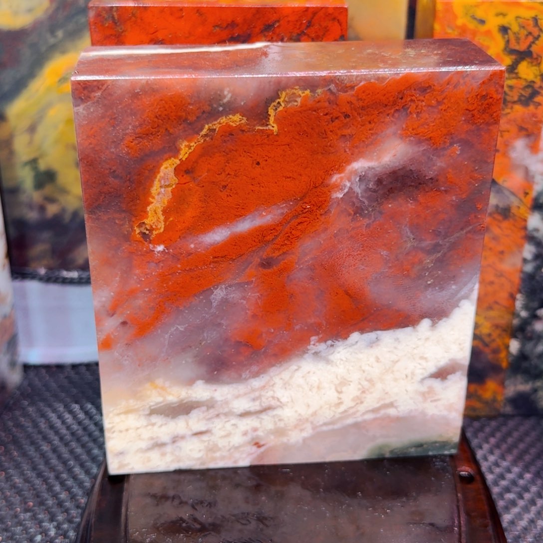 铁桂林鸡血玉上郎料