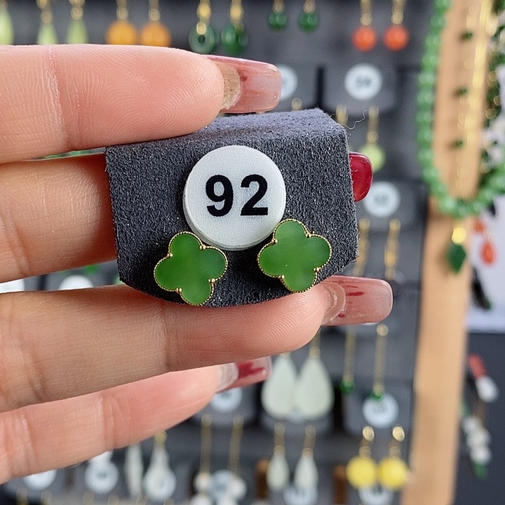 和田玉耳饰18K金镶嵌