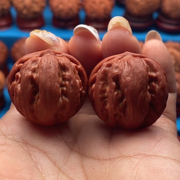 核桃精品文玩核桃手捻金瓜