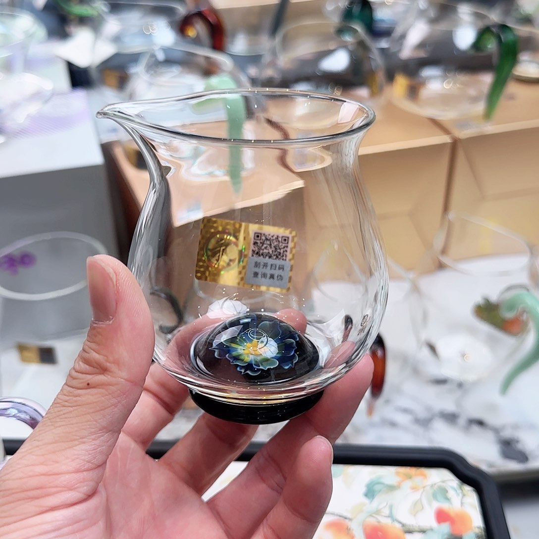 禾器云容茶海青公道杯